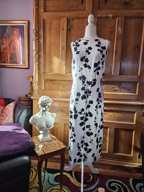 Ann Taylor Black & White Floral Sleeveless Maxi Dress